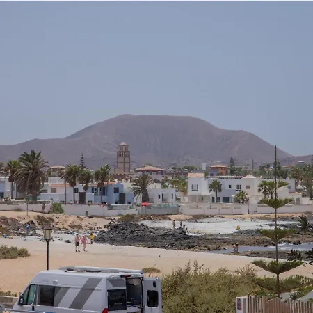 Poris 6 Beachfront By Holidays Apartamento *