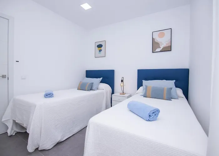 Poris 6 Beachfront By Holidays * コラレホ