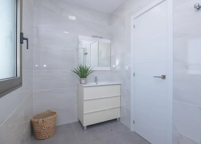 Poris 6 Beachfront By Holidays コラレホ