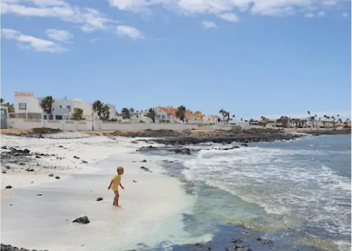 Poris 6 Beachfront By Holidays * コラレホ