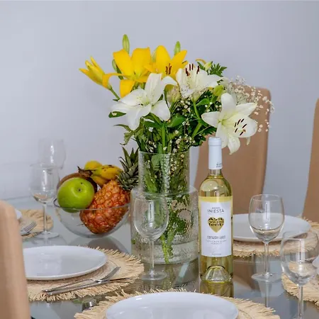 Poris 6 Beachfront By Holidays 아파트 코라레호