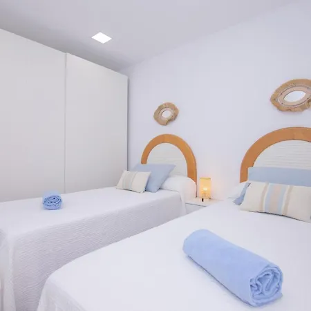 Poris 6 Beachfront By Holidays *