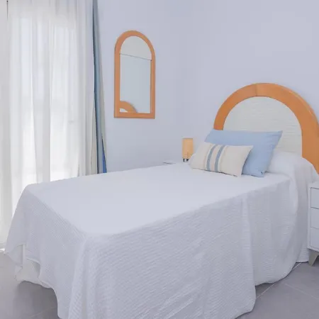 아파트 Poris 6 Beachfront By Holidays